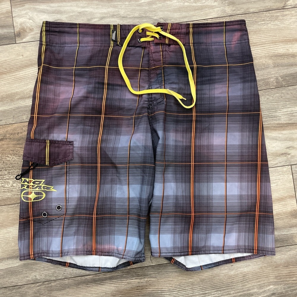 No Fear Plaid Shorts Skate Swim Sz. Large Polyester Pockets, Nice Conditon!